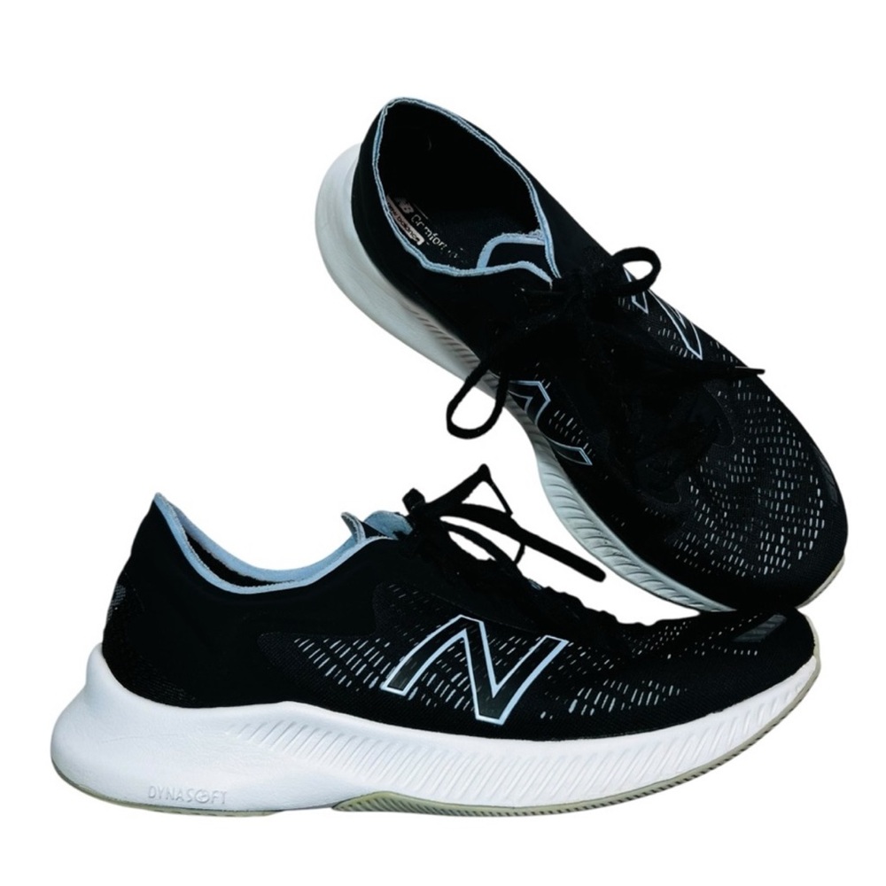 New Balance‎ Black and Light Blue Sneakers